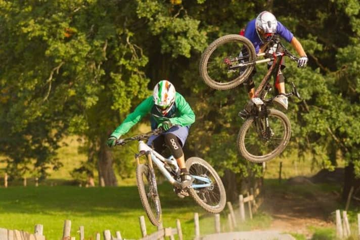   High-flyer or air number? The Pinion gearbox in a test duel with derailleur gears.