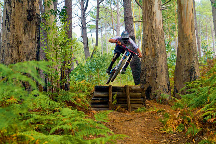   Madeira - die Blumeninsel - bietet extra angelegte Freeride Trails wie den Vicious Path.