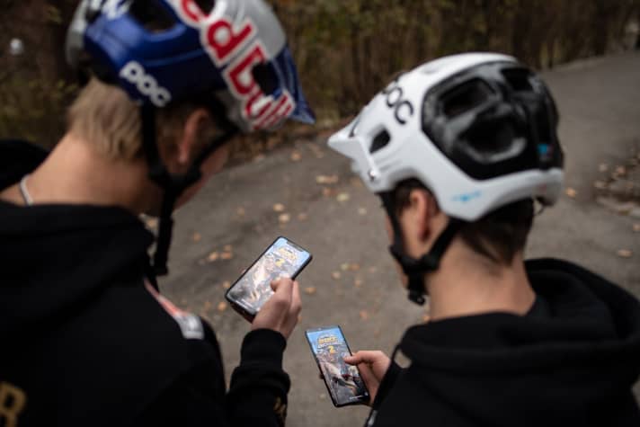   Fabio Wibmer und Elias Schwärzler spielen Bike Unchained 2