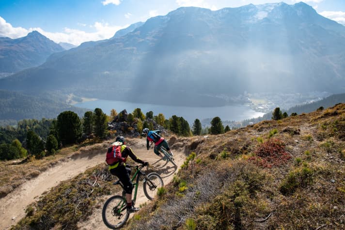   The flow trails are well maintained and attractive for different levels of rider. They are also suitable for beginners, but only experienced riders will get really fast.