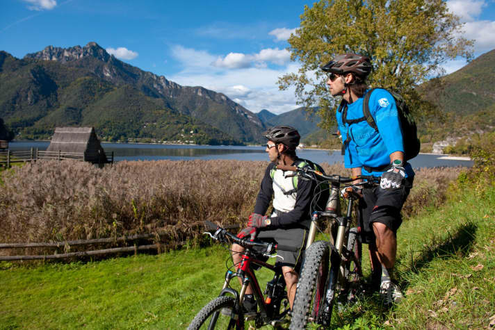   Um den Ledrosee warten schnucklige Trails. 