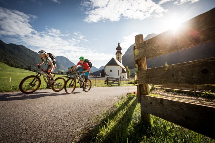   Von der gemütlichen Familien-Tour bis zum knackigen Singletrail gibt es ein breites Spektrum.