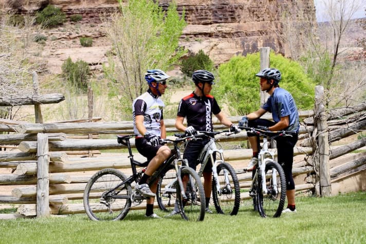   Departure for the bike tour with John Tomac to Sand Canyon.