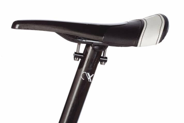   Extreme tuning on the Lector World Cup - you have to like it. Even the professional testers were not entirely comfortable with the tuning components. But the bike is super light.