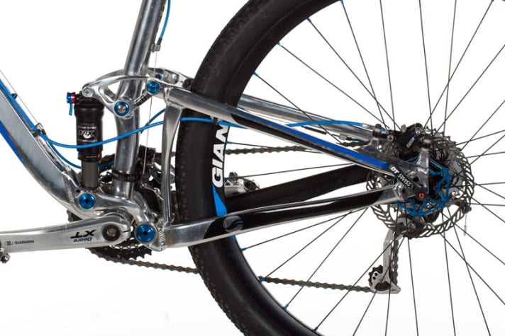   The very efficient rear triangle earned a lot of praise and won the suspension ranking.