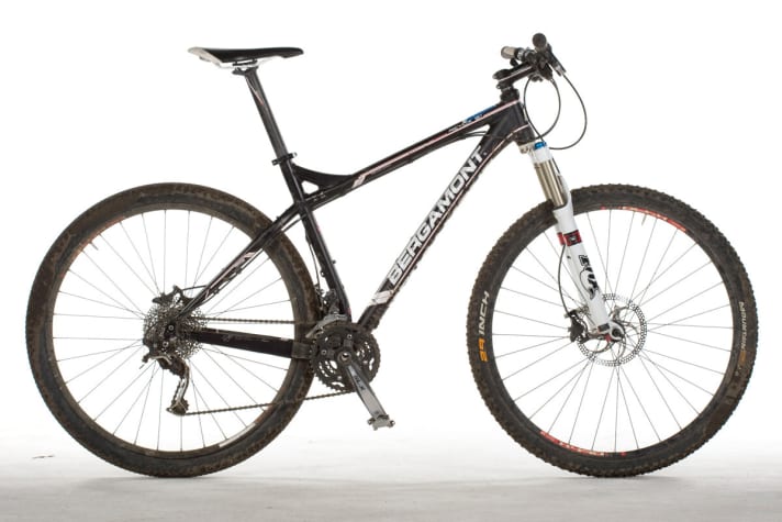   Agile bike: The Revox whizzes through the trails, but shows weaknesses on the climbs.