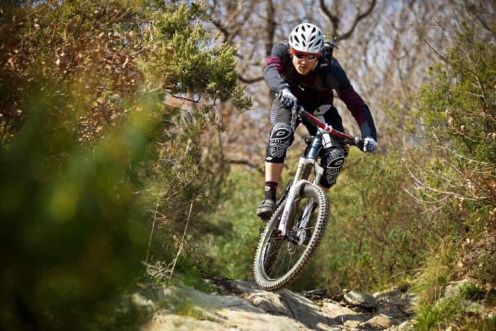   Editor Nilges on the first test ride of the XO Trail brake in Finale Ligure