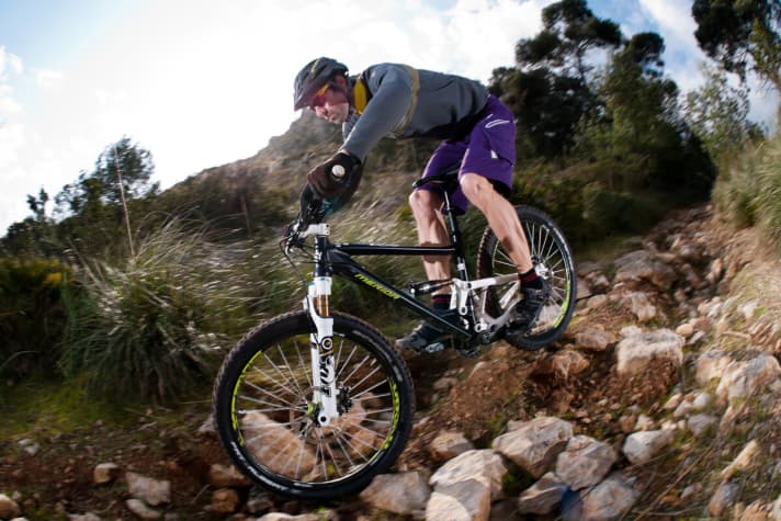   BIKE test manager Christoph Listmann riding the One-Sixty from Merida for the first time