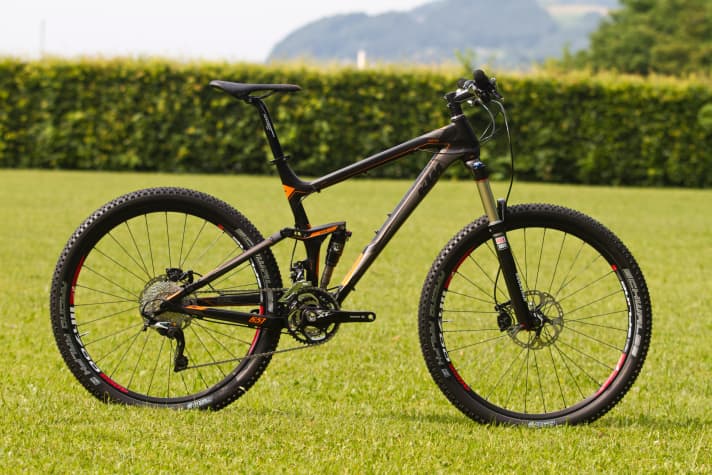   Tourenfully mit 125 Millimetern Hub: das Lycan 650B.