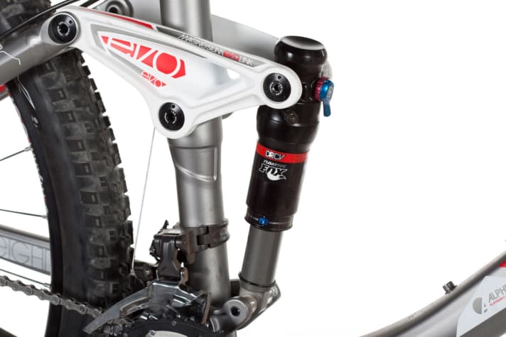   Trek DRCV steht für Dual Rate Control Valve und sorgt durch die vergrößerte Luftkammer für einen komplett nutzbaren Federweg.