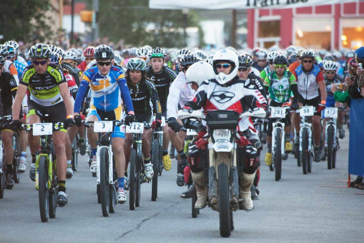   Racing legend Tinker Jurarez at the start of the Leadville Trail 100 MTB 2011.