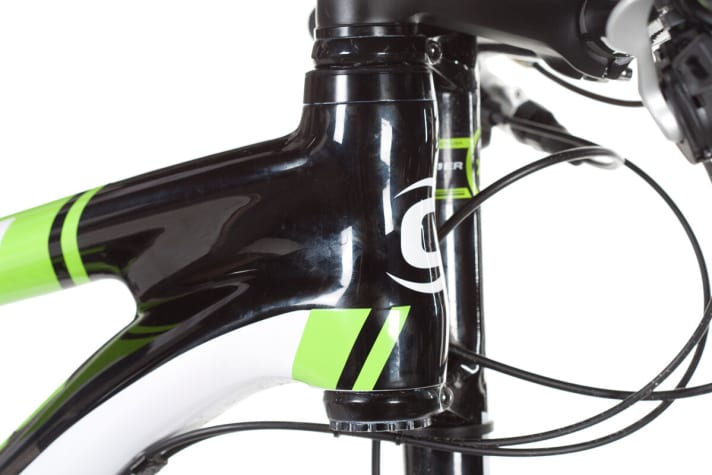   On the Cannondale you change the geometry by moving the headset spacer downwards.