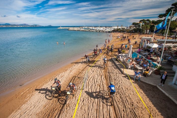   That's why I started at the Roc-d'Azur Marathon: What better way to round off the season than under the French Mediterranean sun.