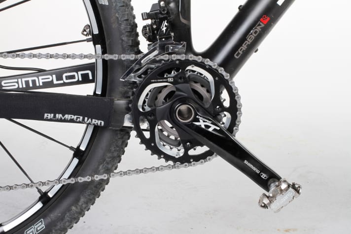   Question of faith in gear ratios: In contrast to the usual 39/26 double, triples on 29ers offer a more sensible gear range with a real uphill gear for long, steep climbs.