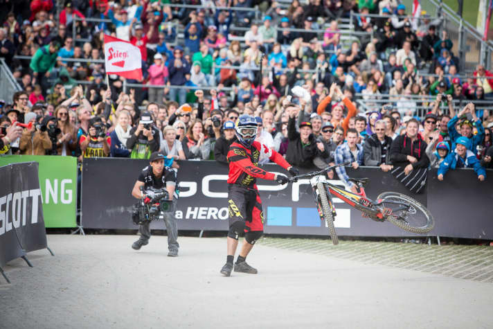   Einer der großen Momente von Smiths Karriere: Der Sieg im Downhill in Leogang 2013.