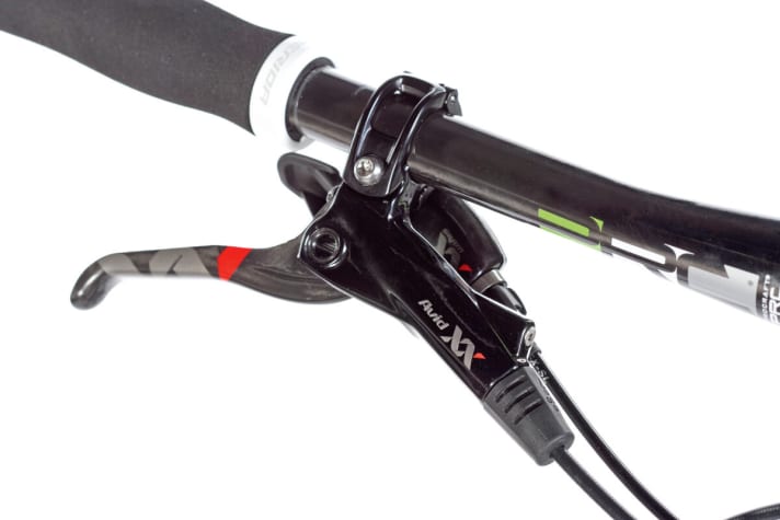   In Sachen Gewicht das Nonplusultra:  die XX-Stopper von Avid. Bremsleistung und Ergonomie fallen bei Shimanos  Top-Bremsen aber besser aus.