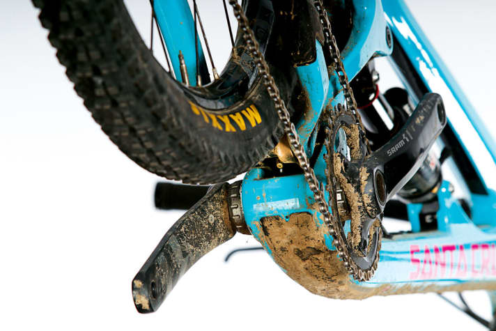   The bearings of the lower rocker on the Santa Cruz Nomad can be greased using a grease nipple. If something does break, they come with a lifetime guarantee.