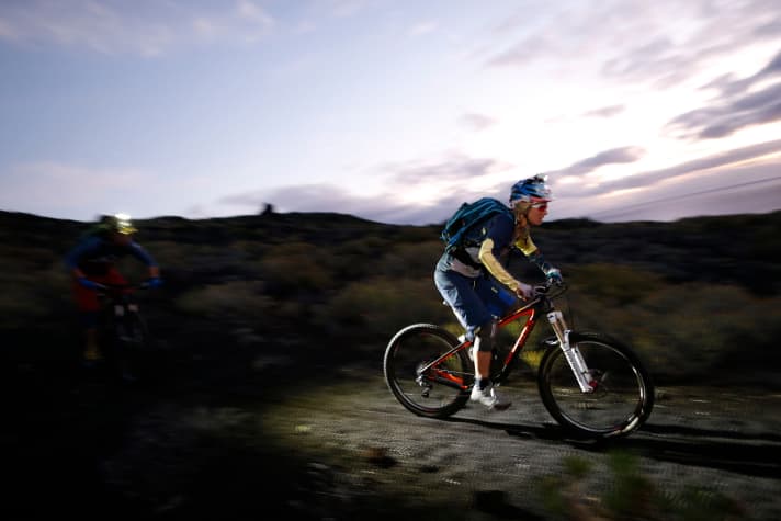   Je schneller man unterwegs ist, desto höher und ausdauernder die Leistung der XEO 19R.