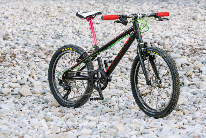   The Ghost Powerkid (20 inch) was pimped by us with good, but still affordable new parts - and thus shed a whopping 1.6 kilos.