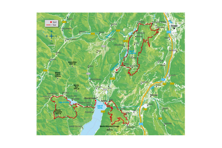   Vom Gardasee geht es entweder auf die Westseite über den Tremalzo-Pass oder ostwärts auf den Altissimo. Auf dem etwa 20 Kilometer entfernten Monte Bondone reicht der Blick auf die gegenüberliegenden Brenta-Dolomiten.