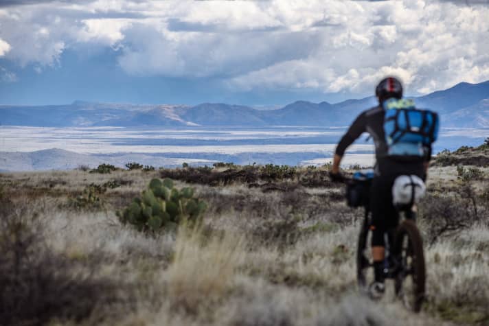   This is what bikepacking should be like: Wilderness, self-catering and a mountain bike that is both pack mule and sports equipment.
