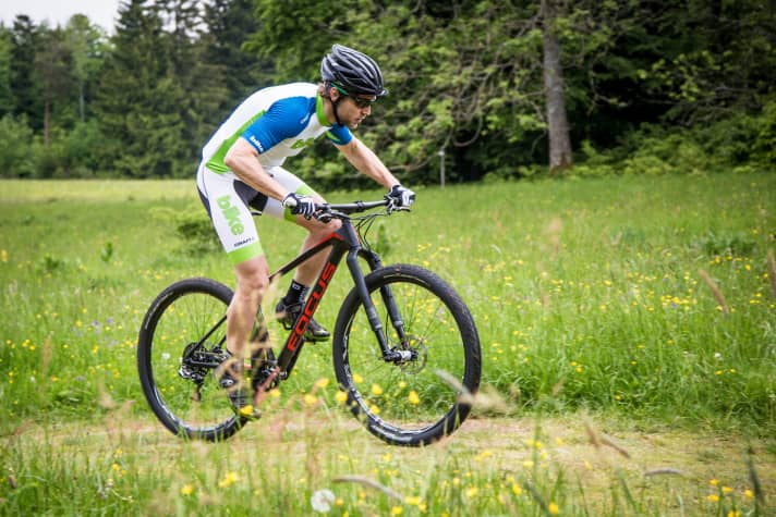   Despite all the comfort offered by the Raven Max, you still have to get out of the saddle every now and then to pedal.