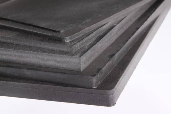 Schaumprotektoren bestehen häufig aus mehreren zusammengefügten Schichten