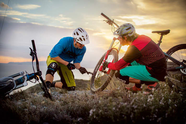   More is not necessarily better. The wealth of adjustment options for suspension forks can only be utilised sensibly with a great deal of know-how.