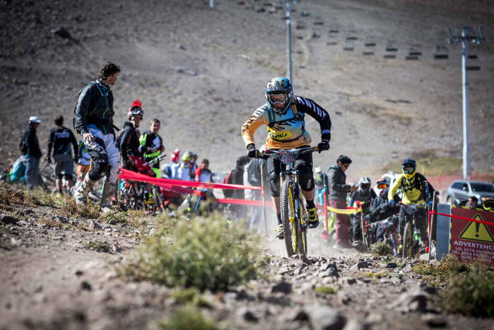   Ines Thoma bei den Enduro World Series in Chile 2014