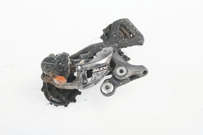   The rear derailleur of the new Shimano XTR shifts like clockwork, but costs a hefty 250 euros.