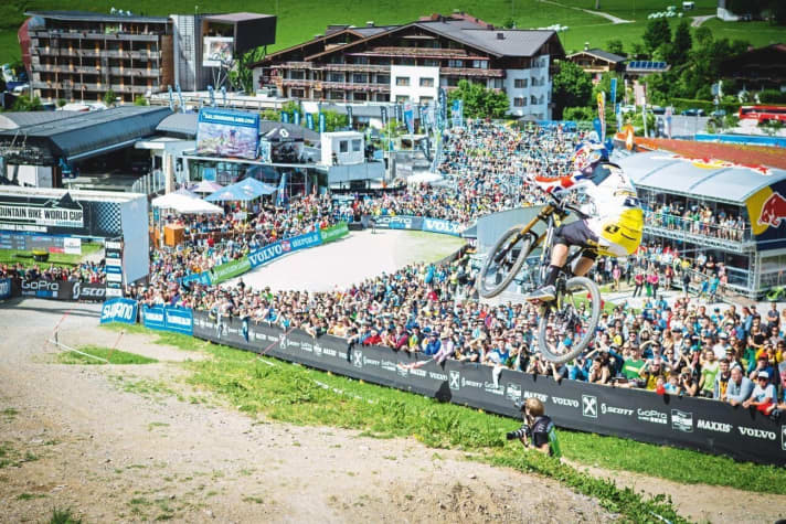   An absolute event highlight of the year: the UCI Mountain Bike World Cup Downhill attracts many spectators to Leogang.