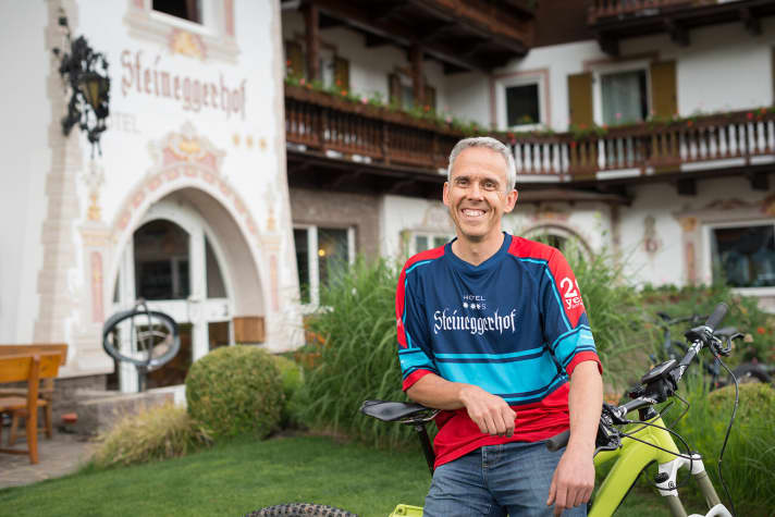   Kurt Resch, BikeHotels boss and hotelier, recommends the Carezza Flowtrail.