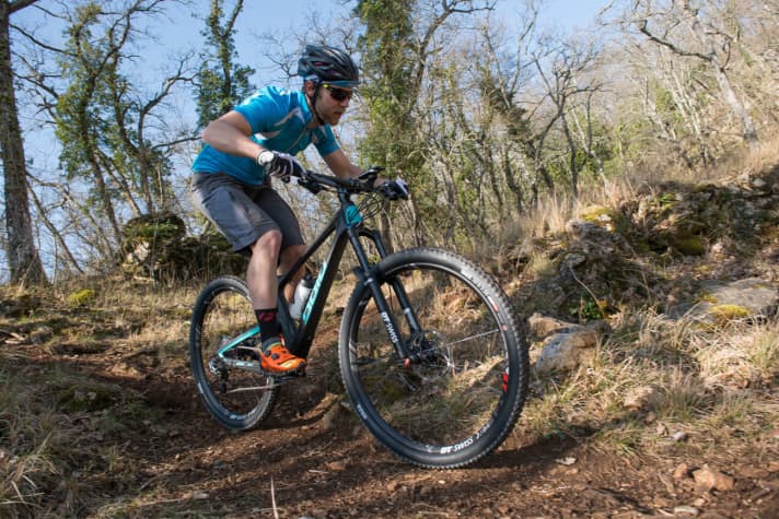   Not much can be said after the first ride impression, but we will soon be testing the new Spline One wheels in detail in BIKE.