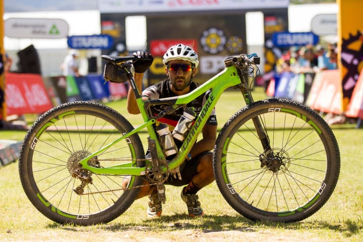 Erster Hardcore-Test für das neue Cannondale Scalpel-Si: Manuel Fumic beim Cape Epic.