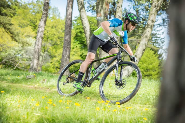   Wir konnten das neue Merida Big.Nine Team mit der neuen Sram XX1 Eagle bereits ausgiebig fahren. Unter anderem beim Albstadt Classic-Marathon auf der 46-Kilometer-Runde.