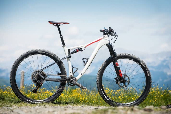   The trail version of the Centurion Numinis Carbon