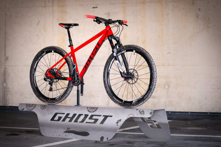   ...or in 27.5 inches. The equipment is not yet standard here.