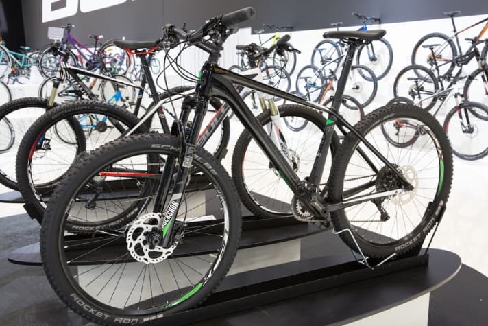   The upmarket version of the 27.5 Copperhead Carbon costs €1999.