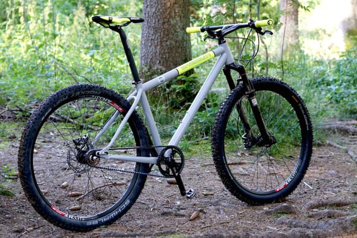   One year after winning the voucher, the Bressan is ready for its maiden voyage! It's a mixture of anticipation and trepidation that always surrounds such moments. What if the riding characteristics are mediocre? What if the geometry isn't right and you don't feel comfortable on the bike?