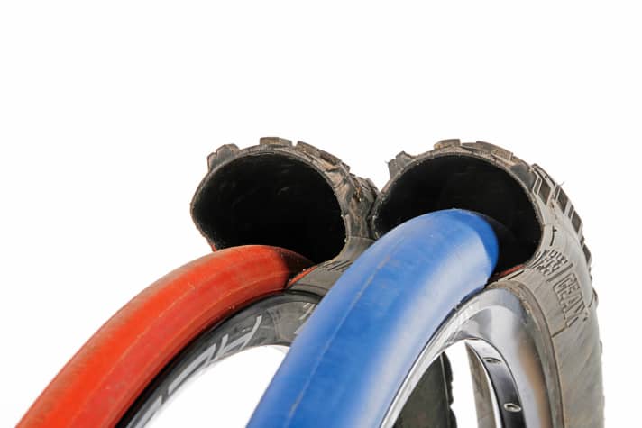   The tyre double chamber system