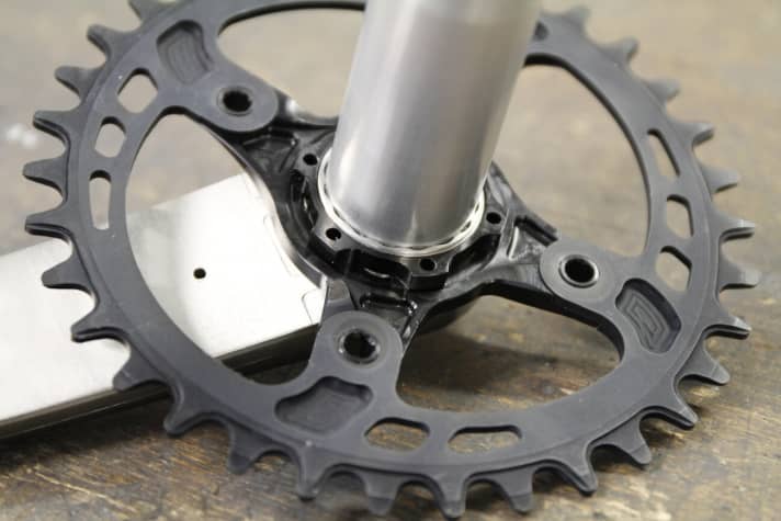   The spider can be replaced and makes the crank compatible with single and double drivetrains.