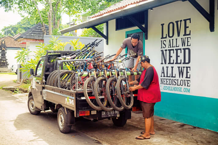   Bali - In addition to quickly accessible destinations such as Latsch and Finale Ligure, the Scott Genius accompanied me around the globe. Even on shuttle runs, the LT was never underpowered.