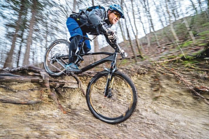   A relationship has to prove itself in everyday use: The Spectral was a good compromise for the Isar trails: sufficiently powerful with reserves for occasional ramps and drops.