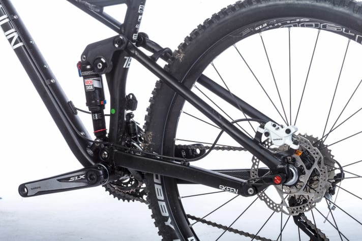 Carbon fibre rocker: A nice weight-saving treat: Radon (pictured) and Focus have given their women's bikes a carbon fibre rocker. The Radon is by far the cheapest bike in the test.