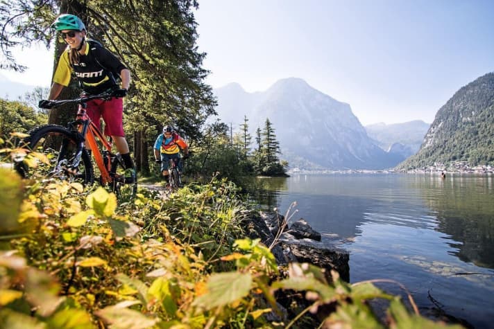   Durchgang zum Dachstein – Viel Natur auf einer konditionell anspruchsvollen Tour um Hallstätter See und Vorderen Gosausee.