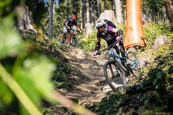   Durch den Bikepark Wurbauerkogel geht's auf Strecken aller Schwierigkeitsgrade. Es muss ja nicht gleich die Downhill-Rennstrecke Black Widow sein.