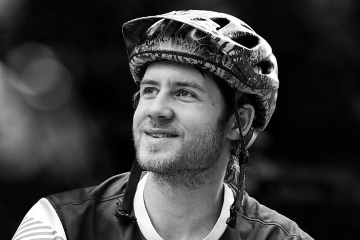   Peter Nilges, BIKE-Testleiter:  "Der Reifen ist der Teil, bei dem man mit wenig Aufwand viel Performance aus seinem Bike herauskitzeln kann. Zumindest vorne sollte man unbedingt zur teuren Gummimischung greifen."