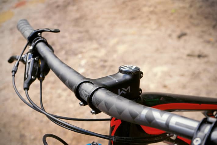   Mountain bike handlebars from Newman: all handlebars now have a 31.8 mm clamp. The flat bar also has an 8° backsweep.