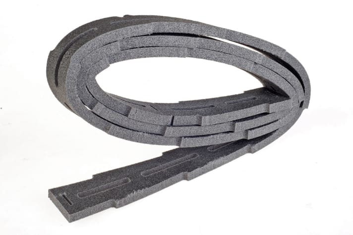  Huck Norris: The insert for MTB tyres designed to prevent punctures.