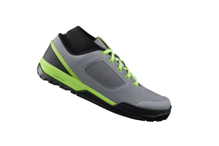   The GR700 does without Velcro, but still offers practical ankle protection.